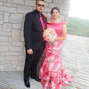 Meet your Posher, Christine